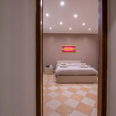 Palace Mazzini Center 1 Verona